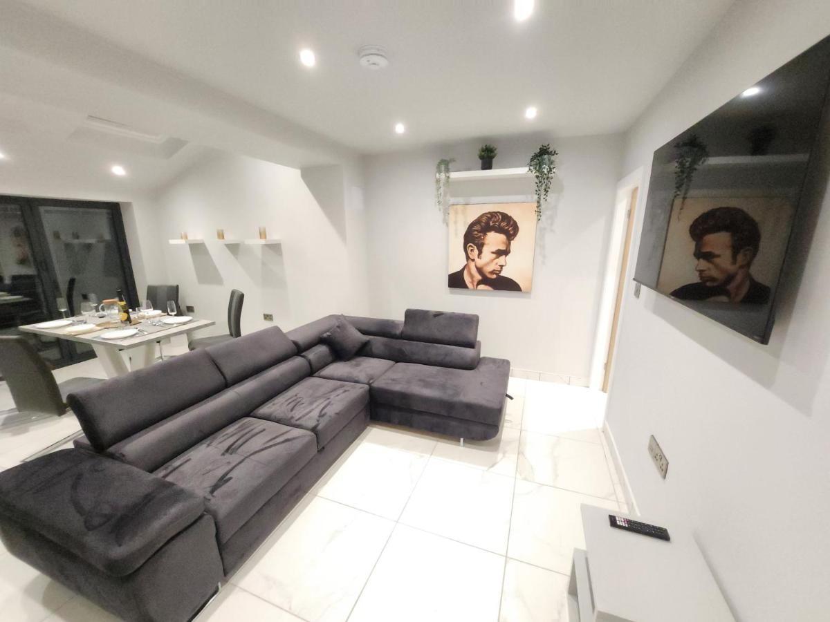Slaithwaite Billie Island Apartments מראה חיצוני תמונה